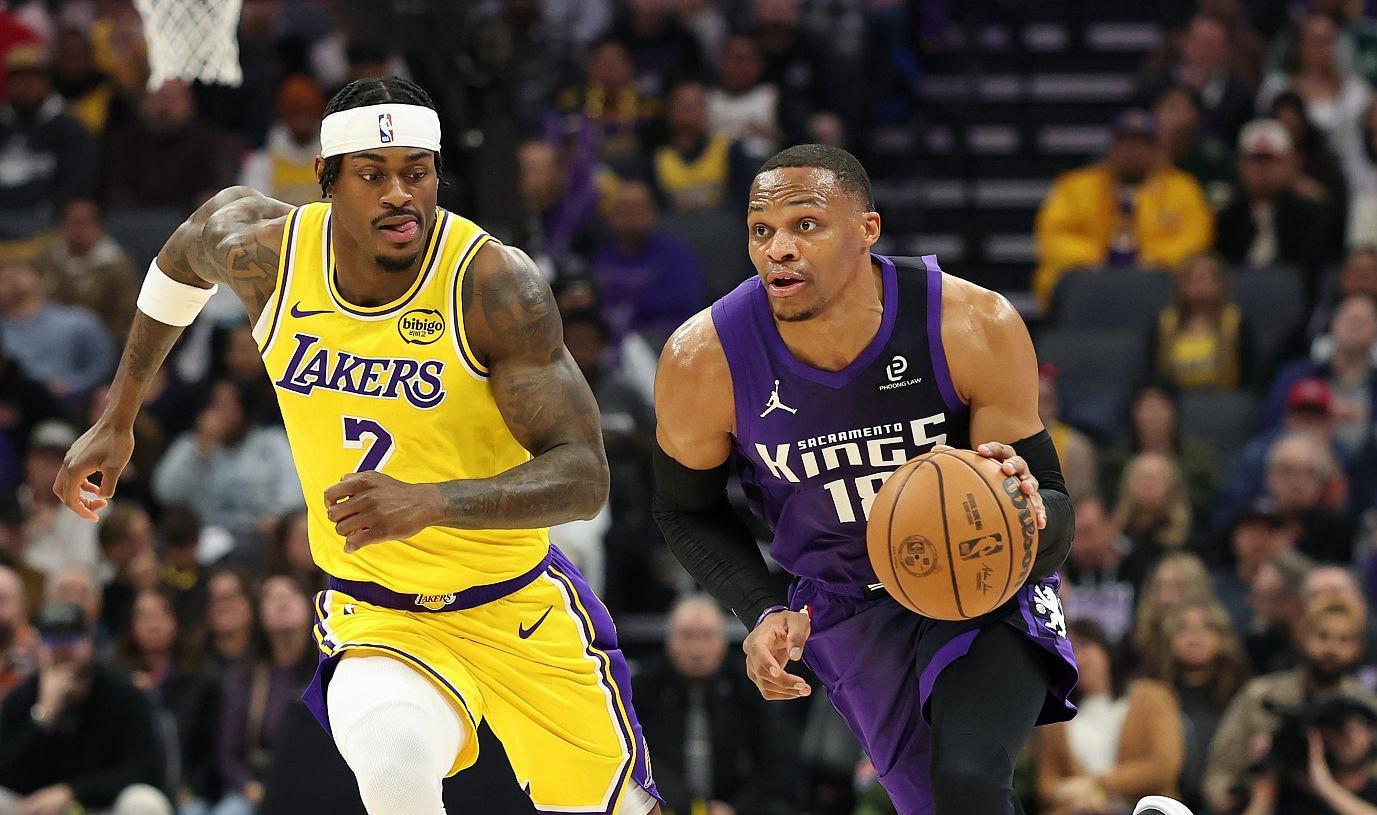 开云体育-联手轰48+15！两大弃将扎心湖人，西部前六位置难保？