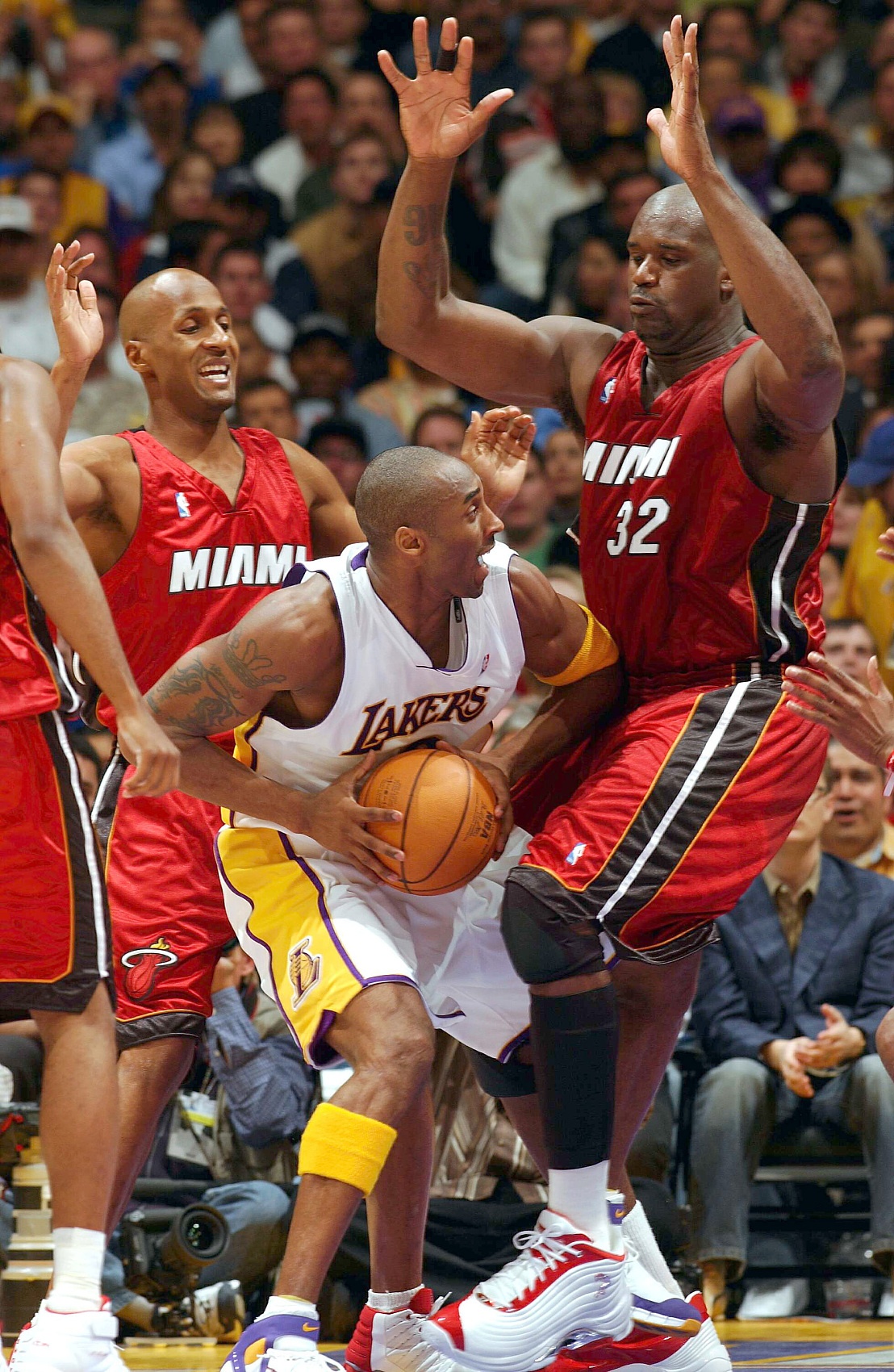 开云在线-杰弗森：裁判讨论科比是投篮还是传球 科比说“今晚我传过吗”