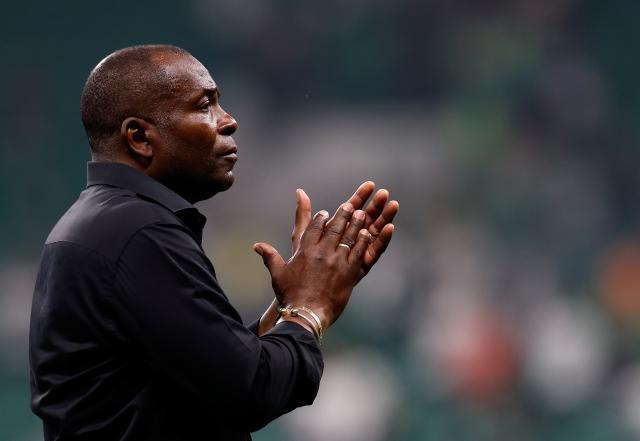 开云在线-斯坦利：还未达期待水平 冯博轩首次首发表现完美