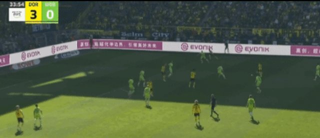 1650121449347099147.gif 多特04.gif