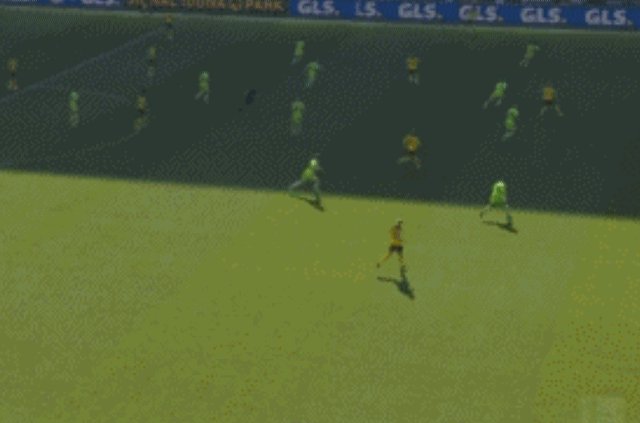 1650121478432092659.gif 多特06.gif