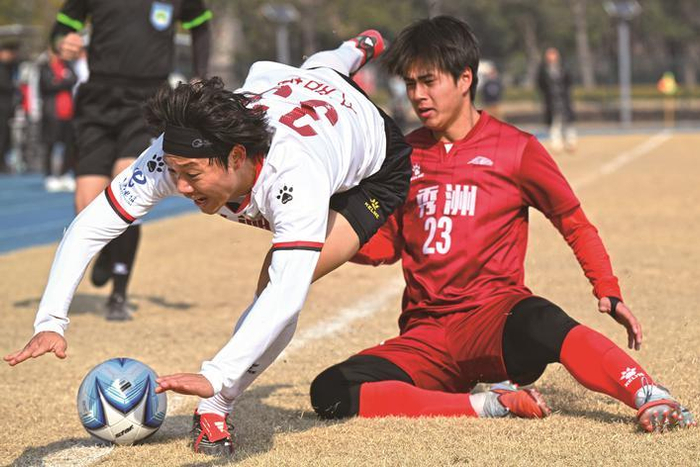 开云娱乐-“嘉冠”联赛刮起青春旋风|足球|南湖队|嘉兴|南湖晚报|U23_新浪体育_新浪新闻
