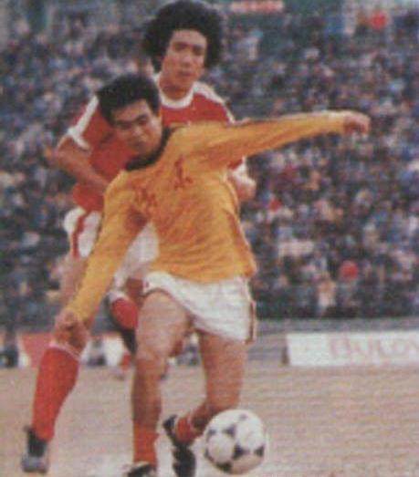 kaiyun sports-拒绝颂古非今浅谈“中国传奇”之①：轻松潇洒吴育华